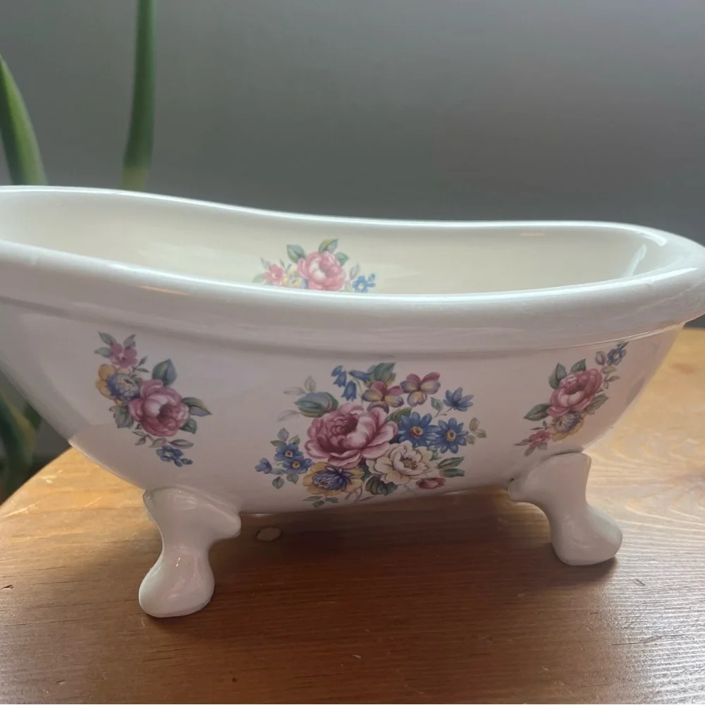 vintage VB Athena California Pottery claw foot bathtub soap dish